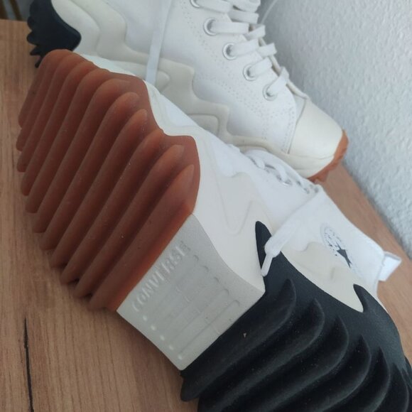 Converse sneakers - Picture 1 of 1